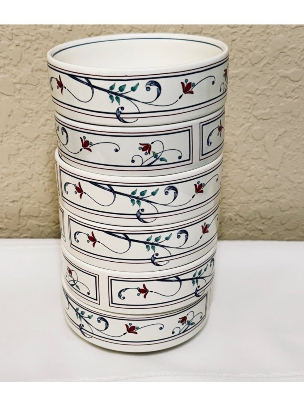 Set of 6 Mikasa Intaglio Annette Fruit Dessert Bowls CAC20 Floral 5” Bowl